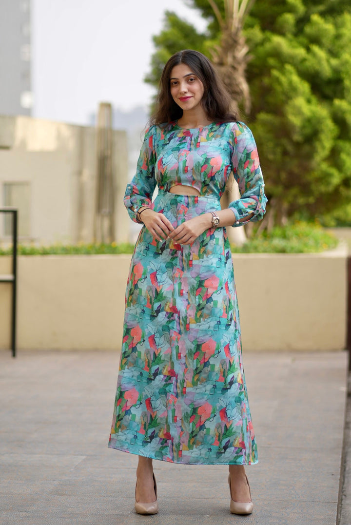  Full-length Blue dress 